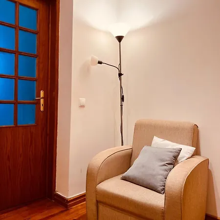 Apartment In The Heart Of *